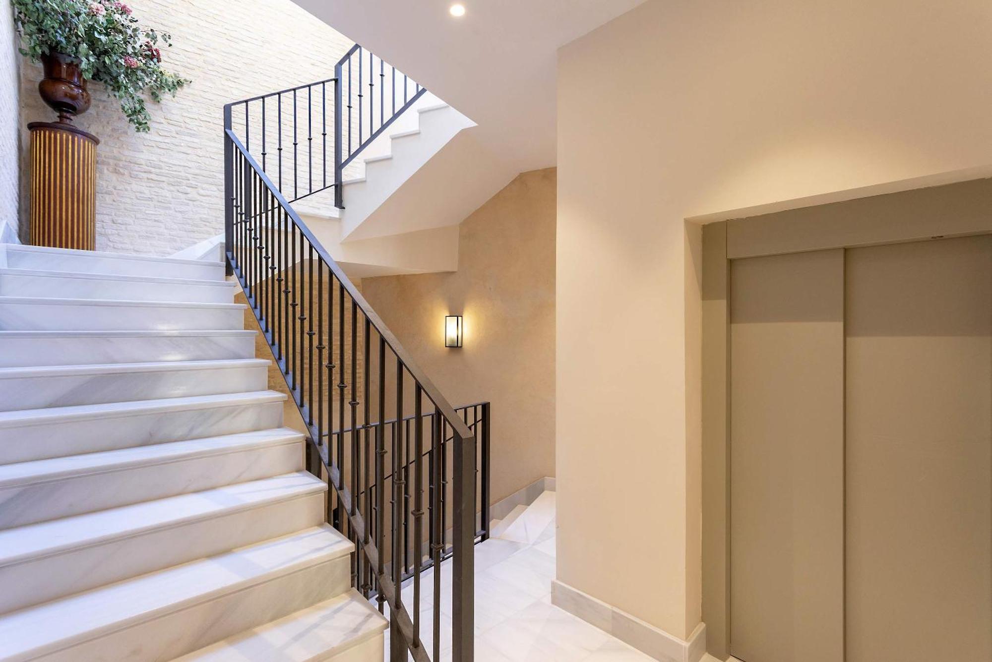 Genteel Home Rodrigo Caro Sevilla Bagian luar foto